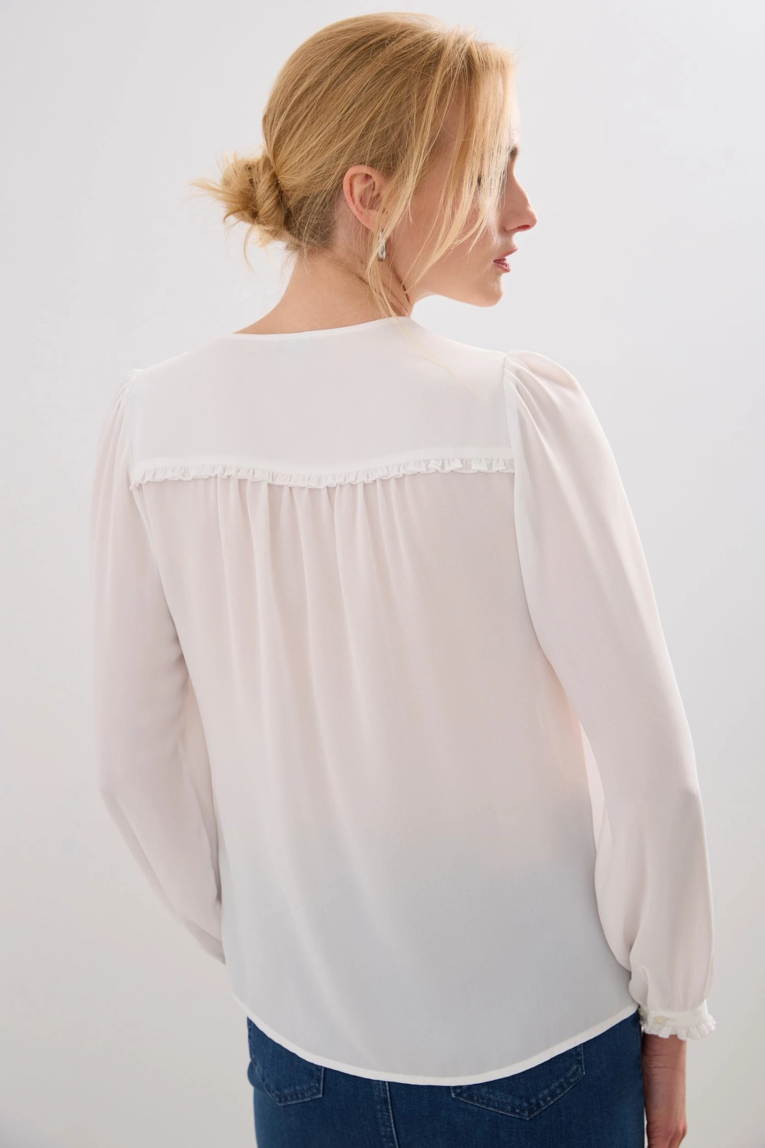 Blouse With Frill And Buttons In The Front - Image 4