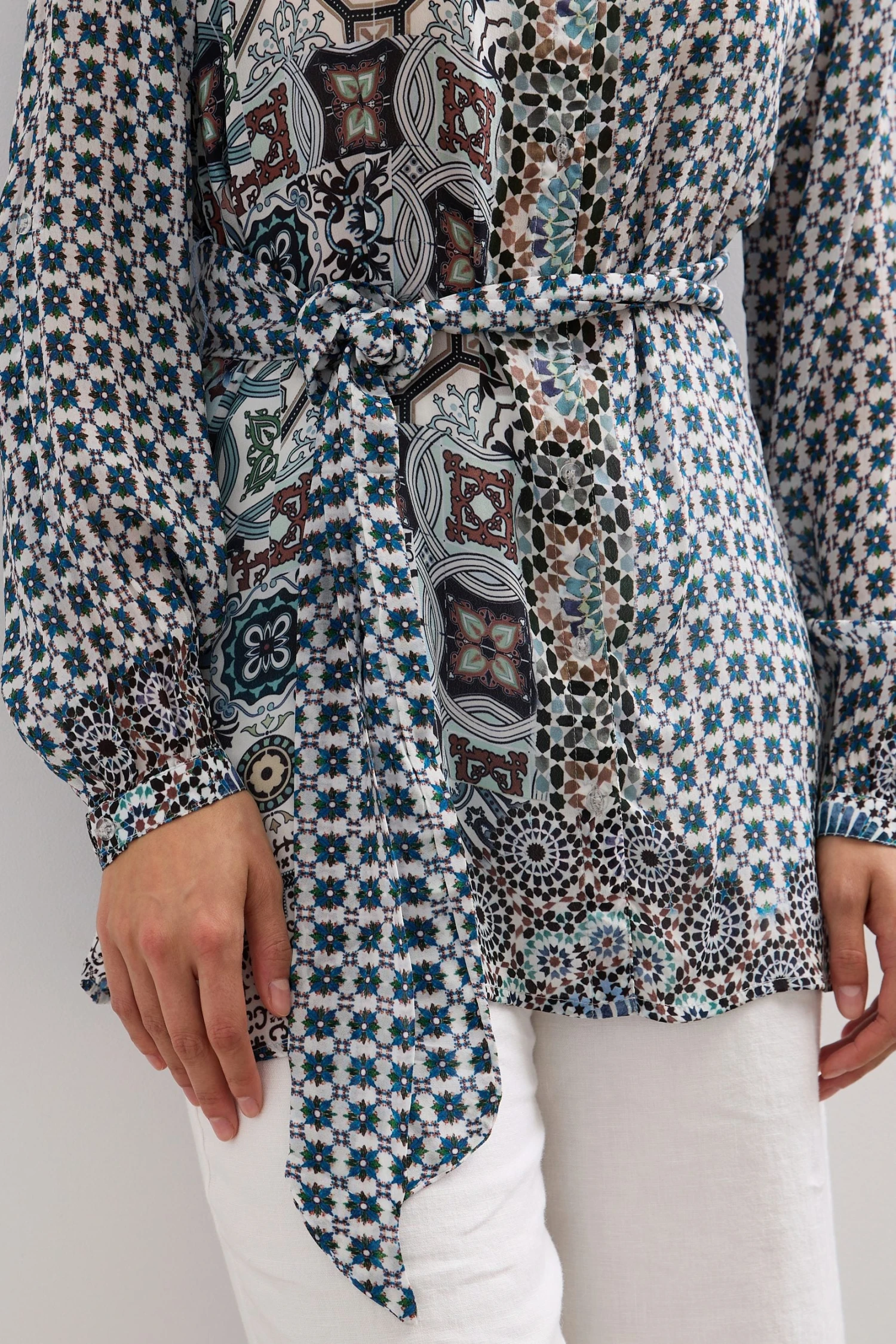 Printed Shirt With Belt - Image 3