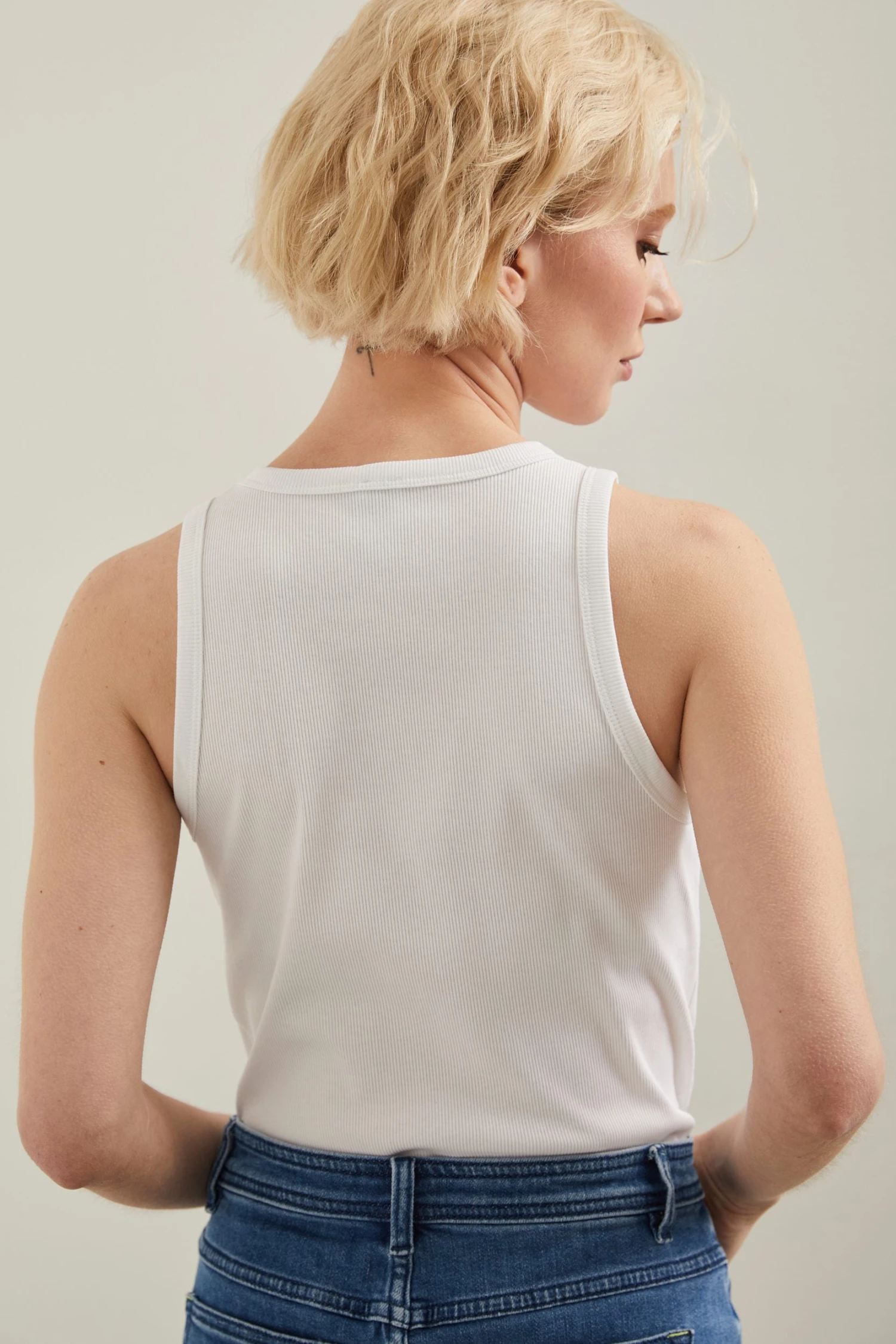 Ribbed Sleeveless Top - Image 2