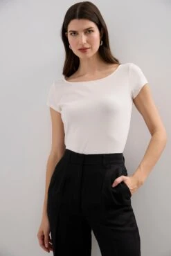 T-shirt With Ballerina Neckline