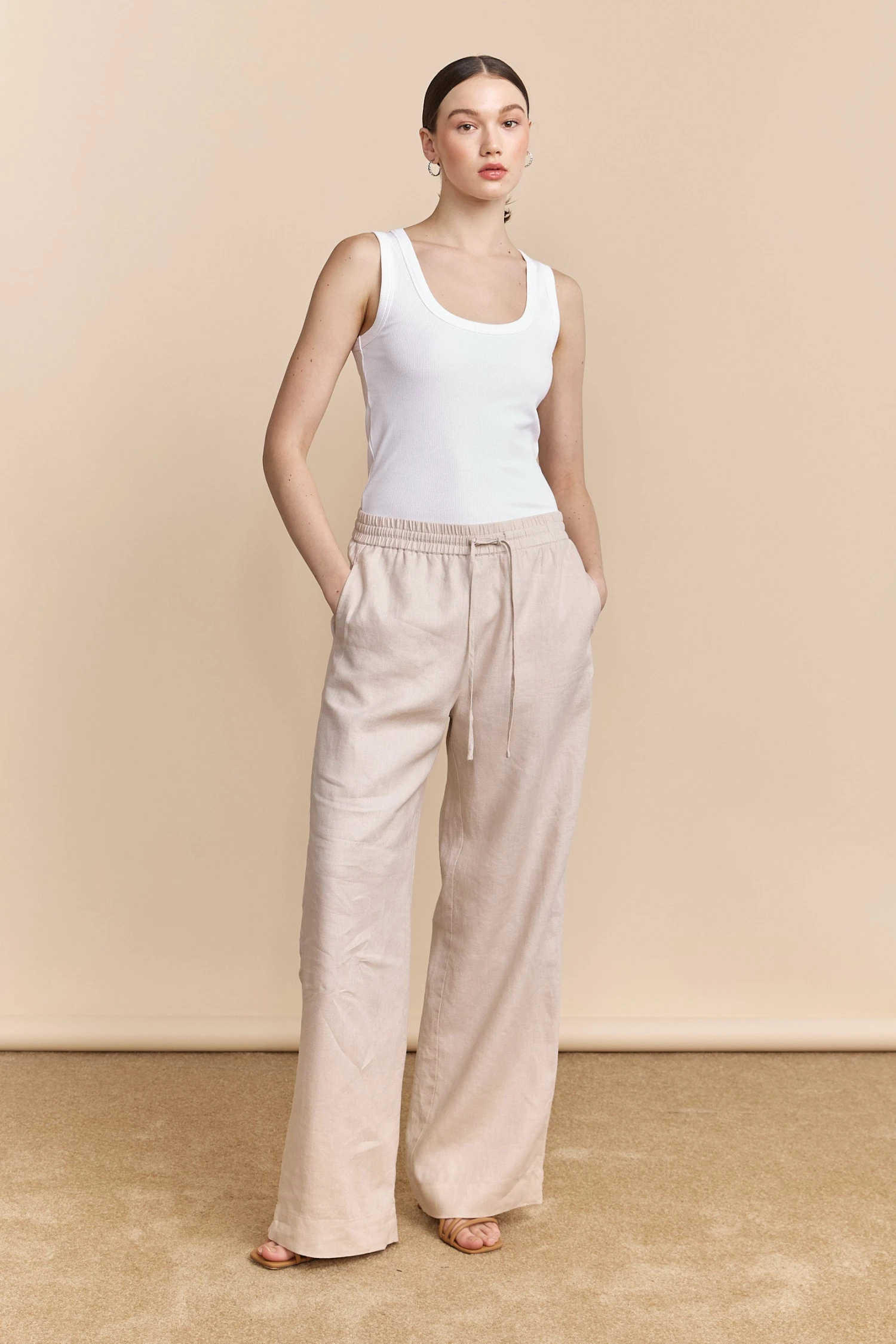 Ribbed Tank Top With Scoop Neck - Image 15