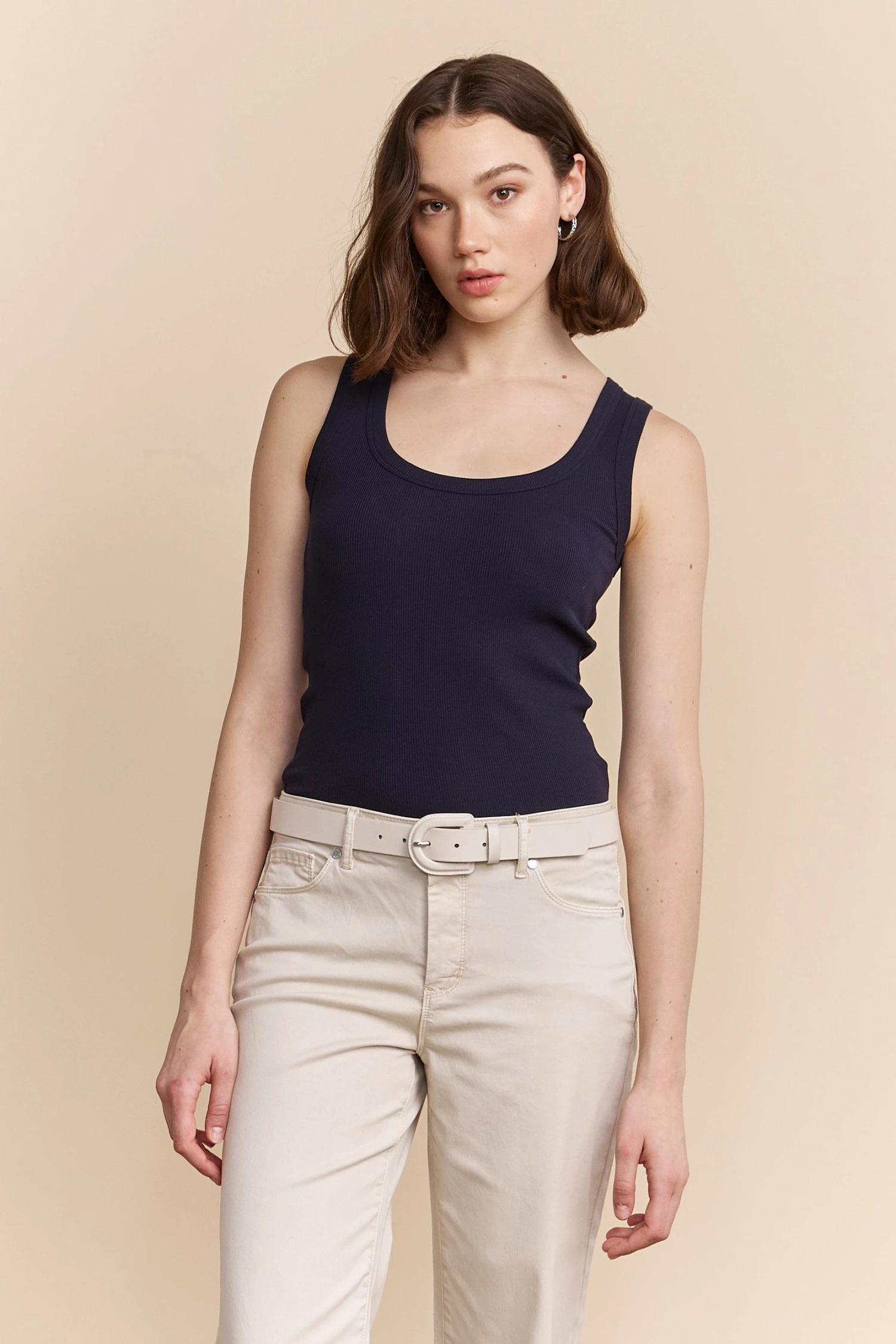 Ribbed Tank Top With Scoop Neck - Image 4