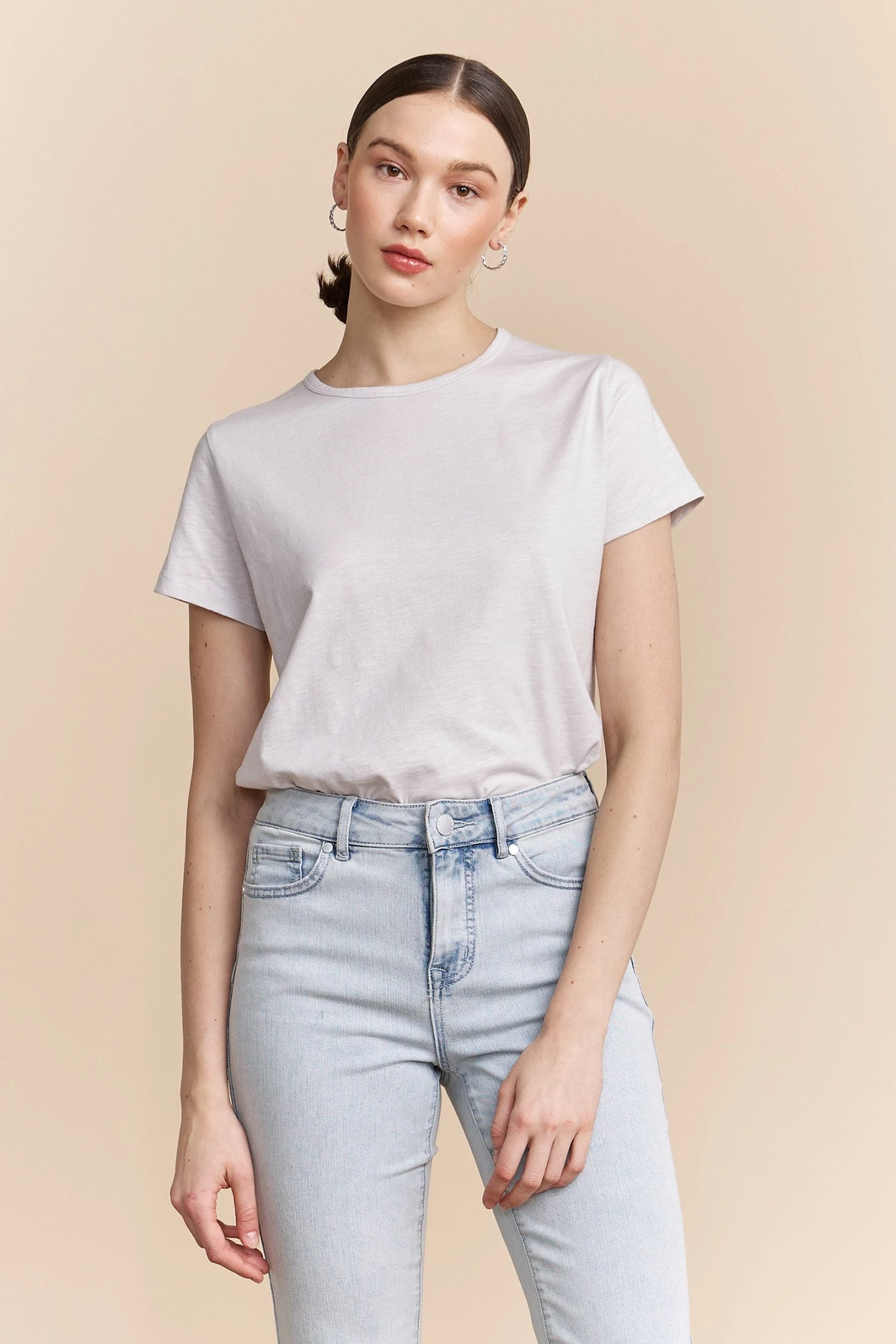 Basic Crew Neck T-shirt - Image 3