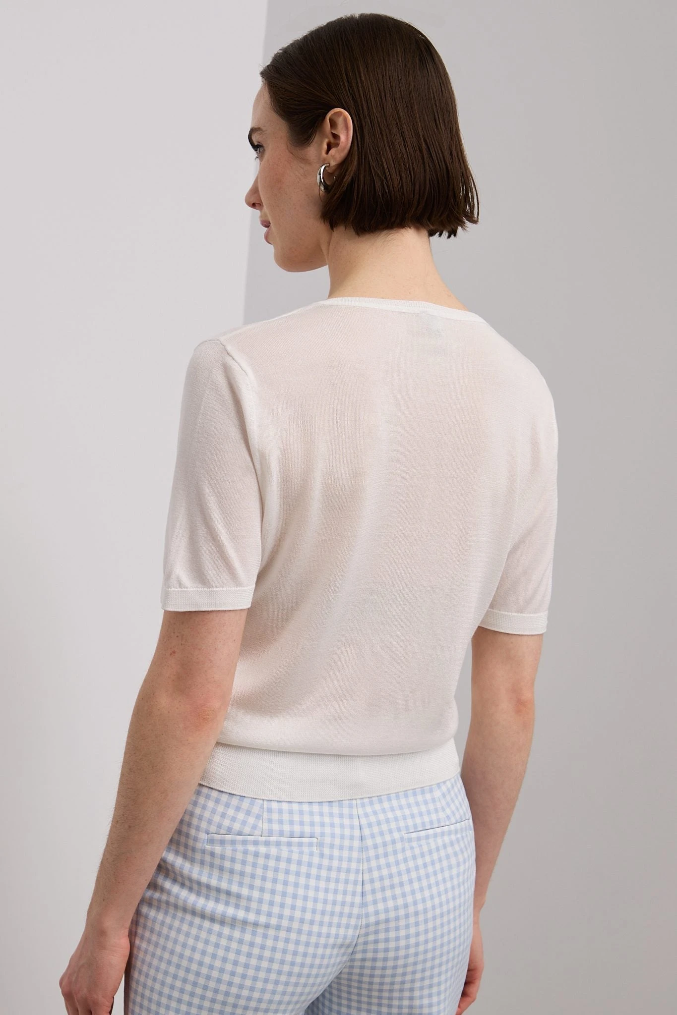 Short Sleeve V Neck Sweater - Image 4