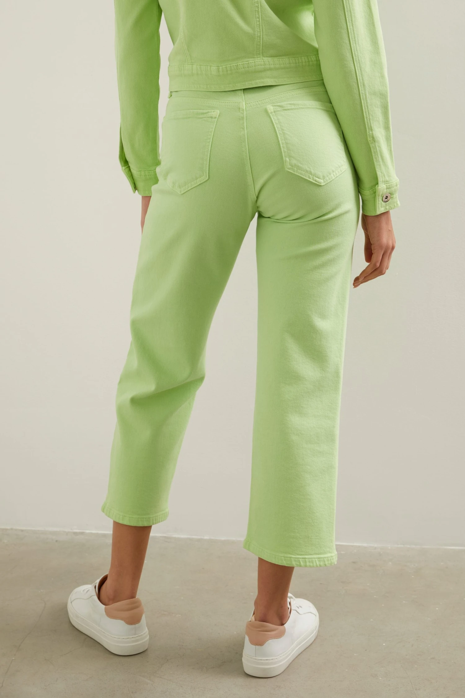 Urban Crop Straight Jean - Image 10