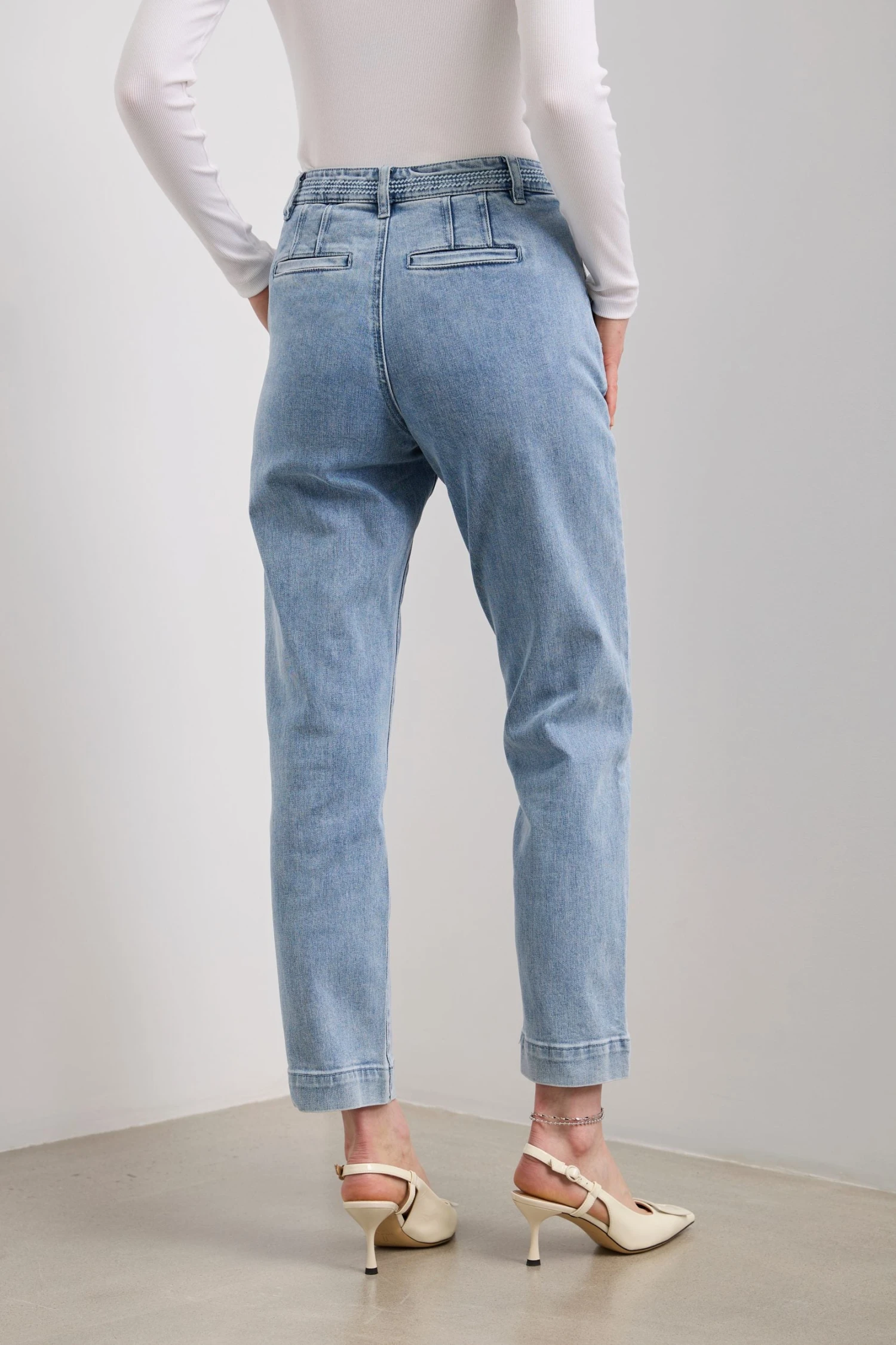 High Waisted Jeans With Darts - Image 3