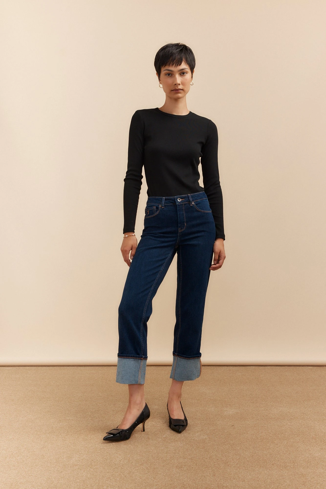 Cuffed Jeans With Urban Cut - Image 3