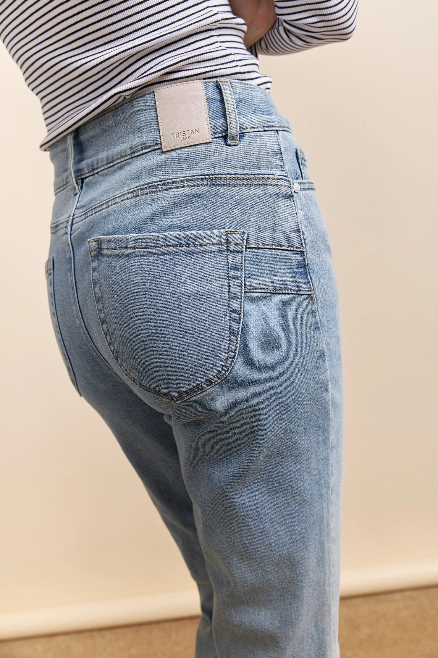 High Waist Jean - Image 4