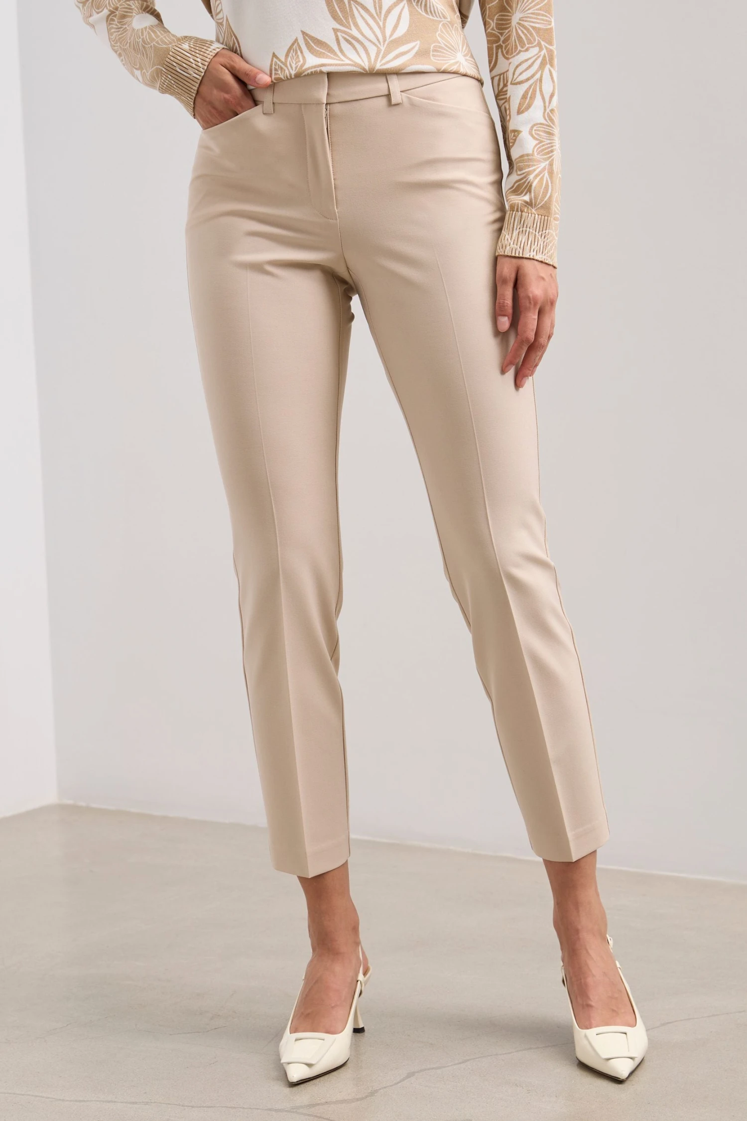 Urban 7/8 Pant - Image 2
