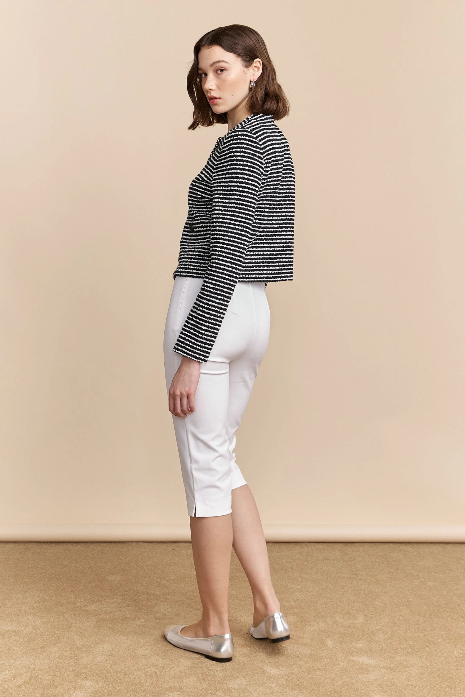 High Waist Capri With Slit - Image 6