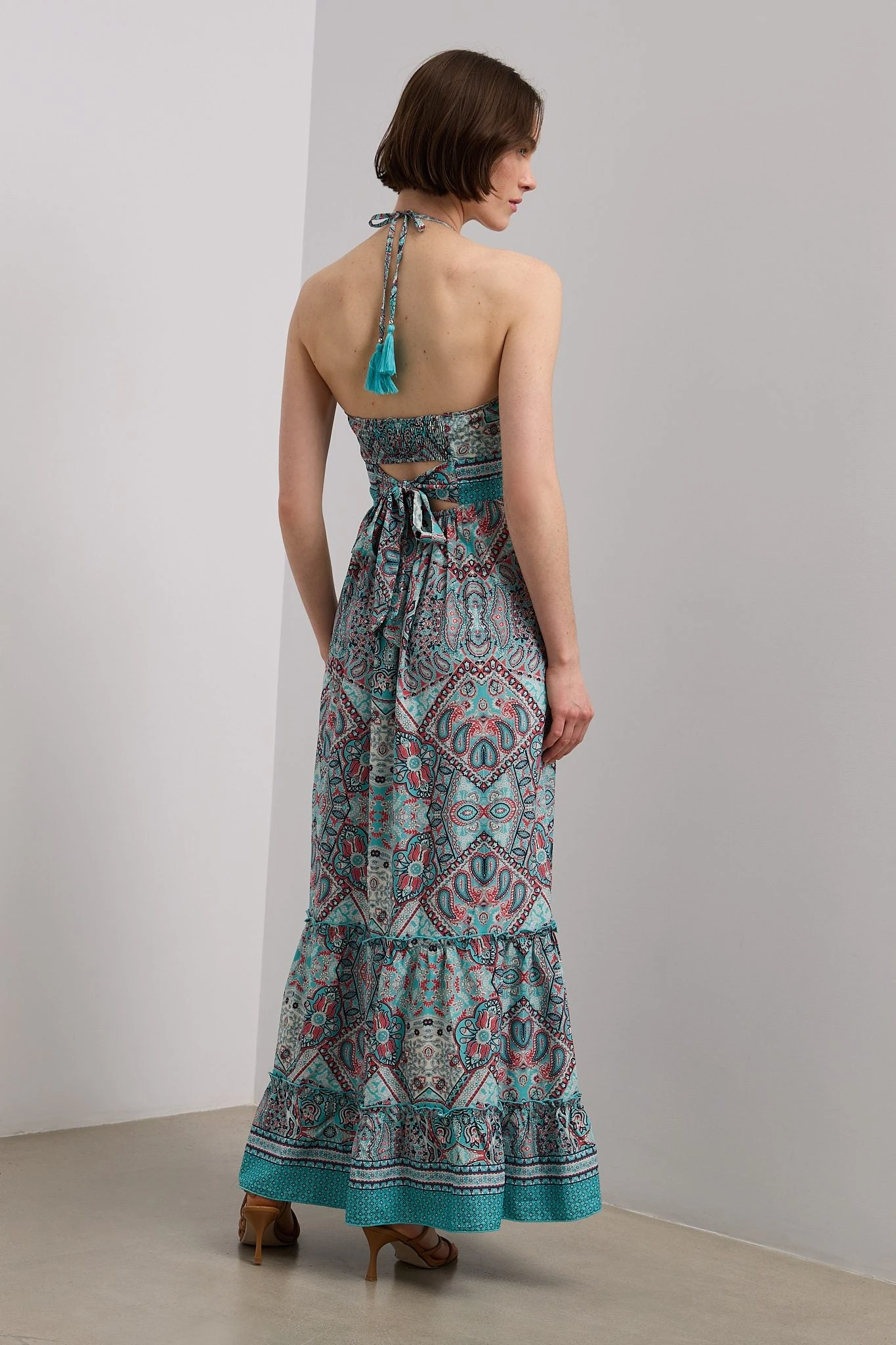 Printed Maxi Dress With Open Back - Image 3