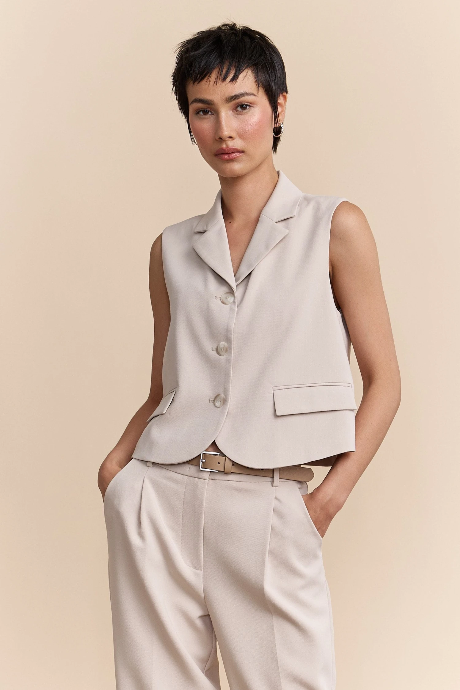 Sleeveless Vest - Image 4