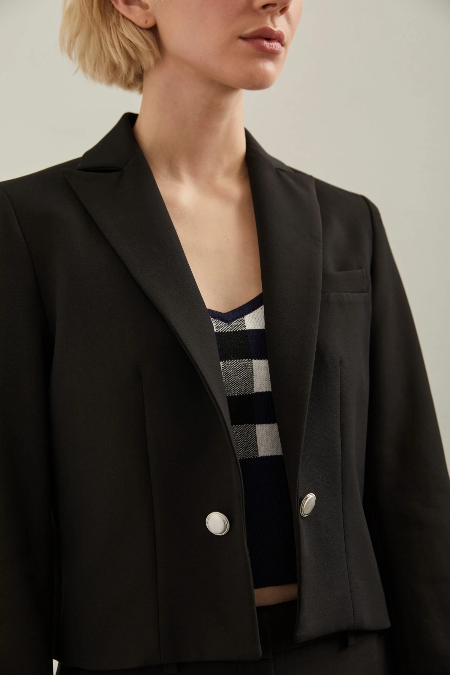 Cropped Blazer With Tab - Image 2