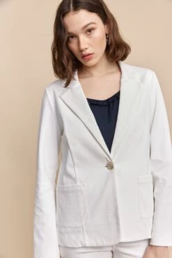 Fitted Stretch Blazer With Applied Pockets