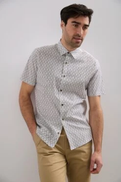 Geometric Print Shirt With Jersey Back