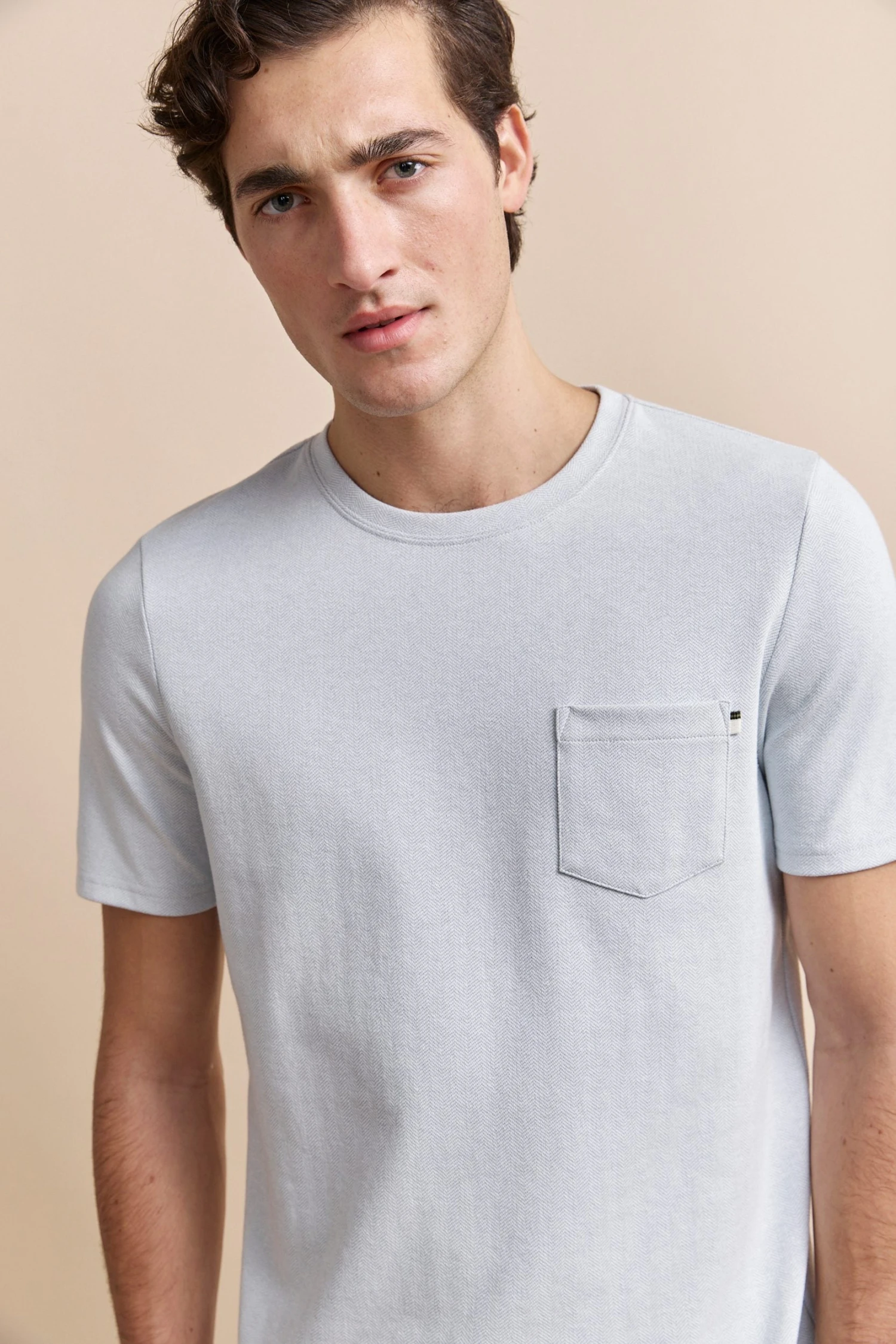 Textured T-shirt - Image 7
