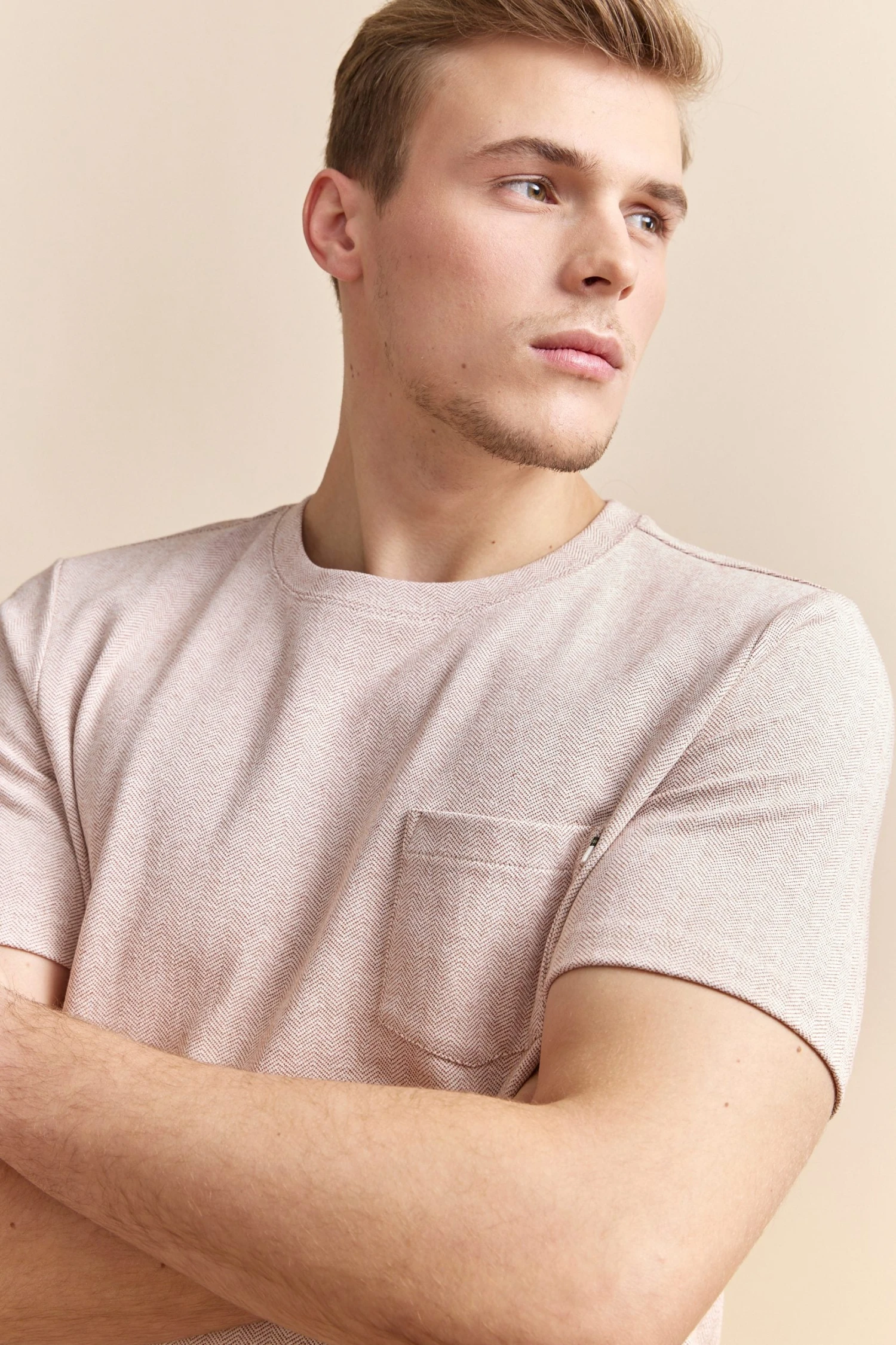 Textured T-shirt - Image 4