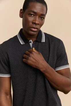 Polo With Contrasting Details