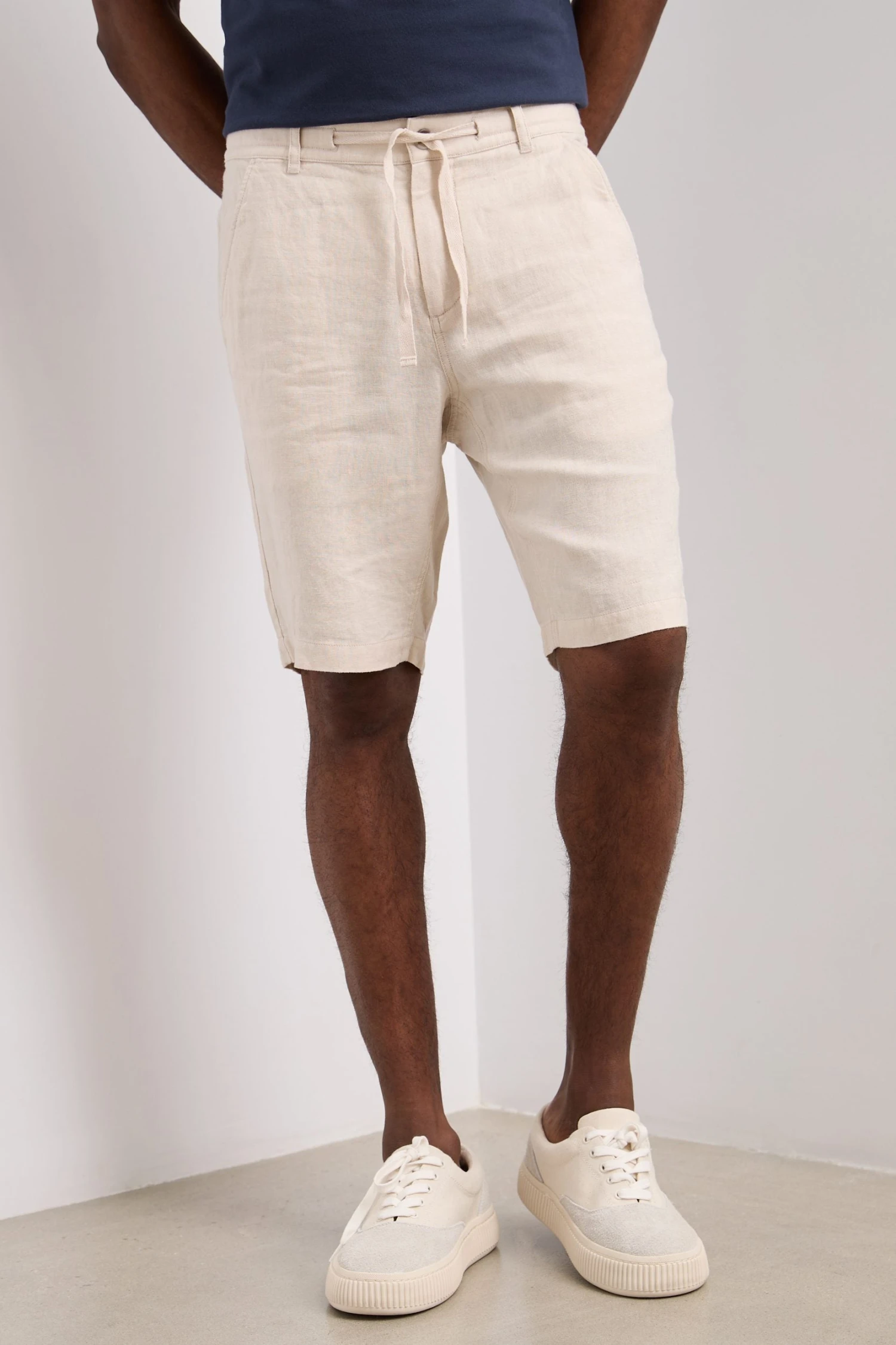 Linen Bermuda Shorts - Image 5