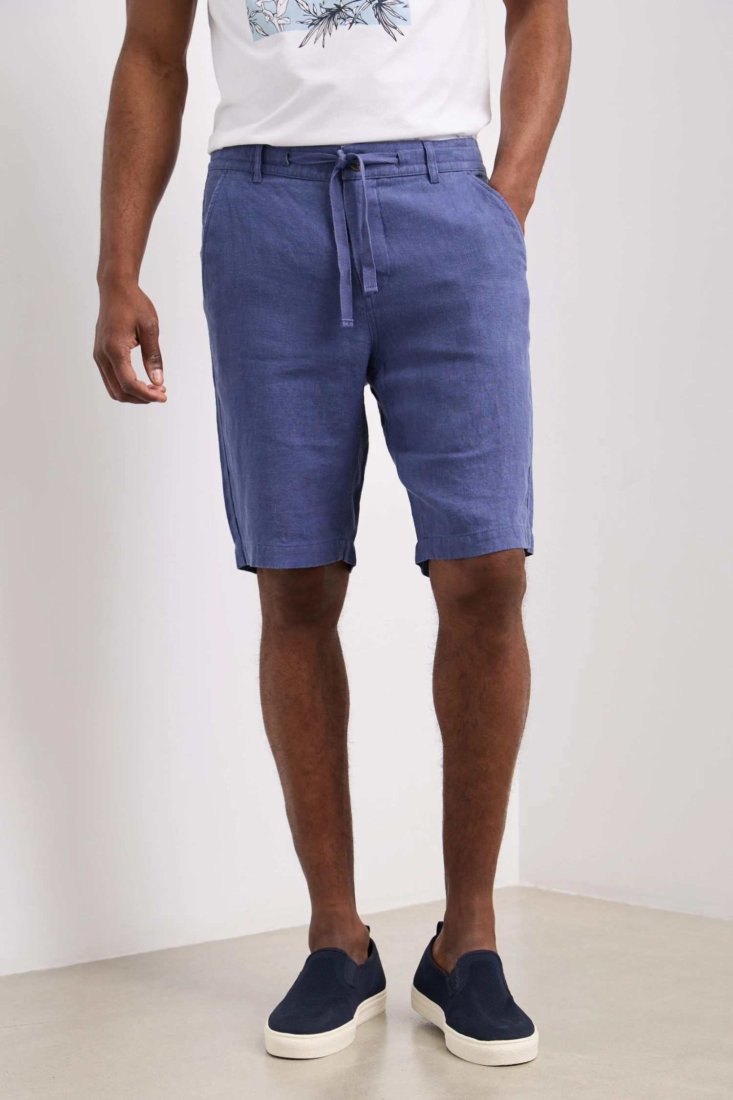 Linen Bermuda Shorts - Image 2