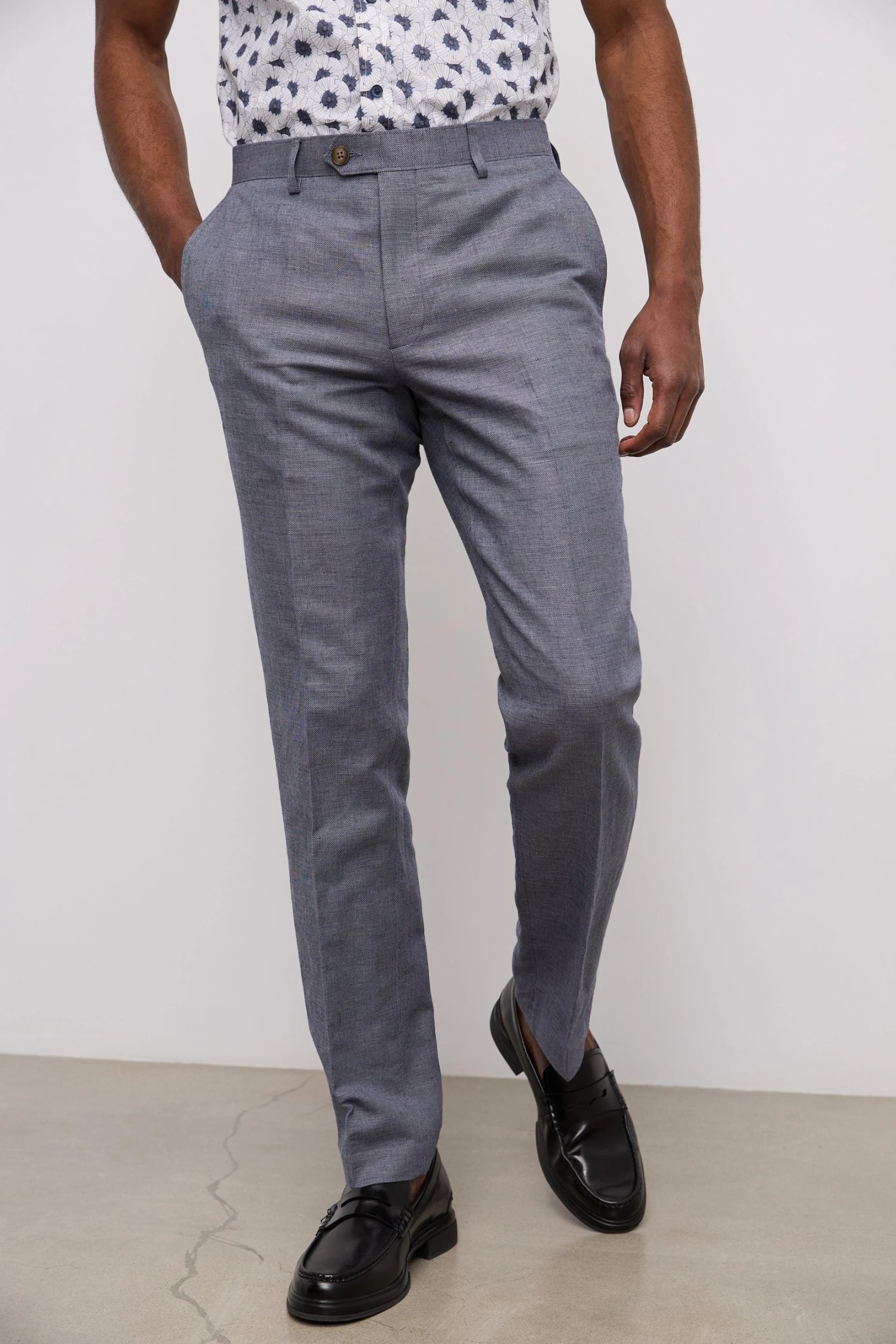 Urban Fit Linen Pants - Image 2
