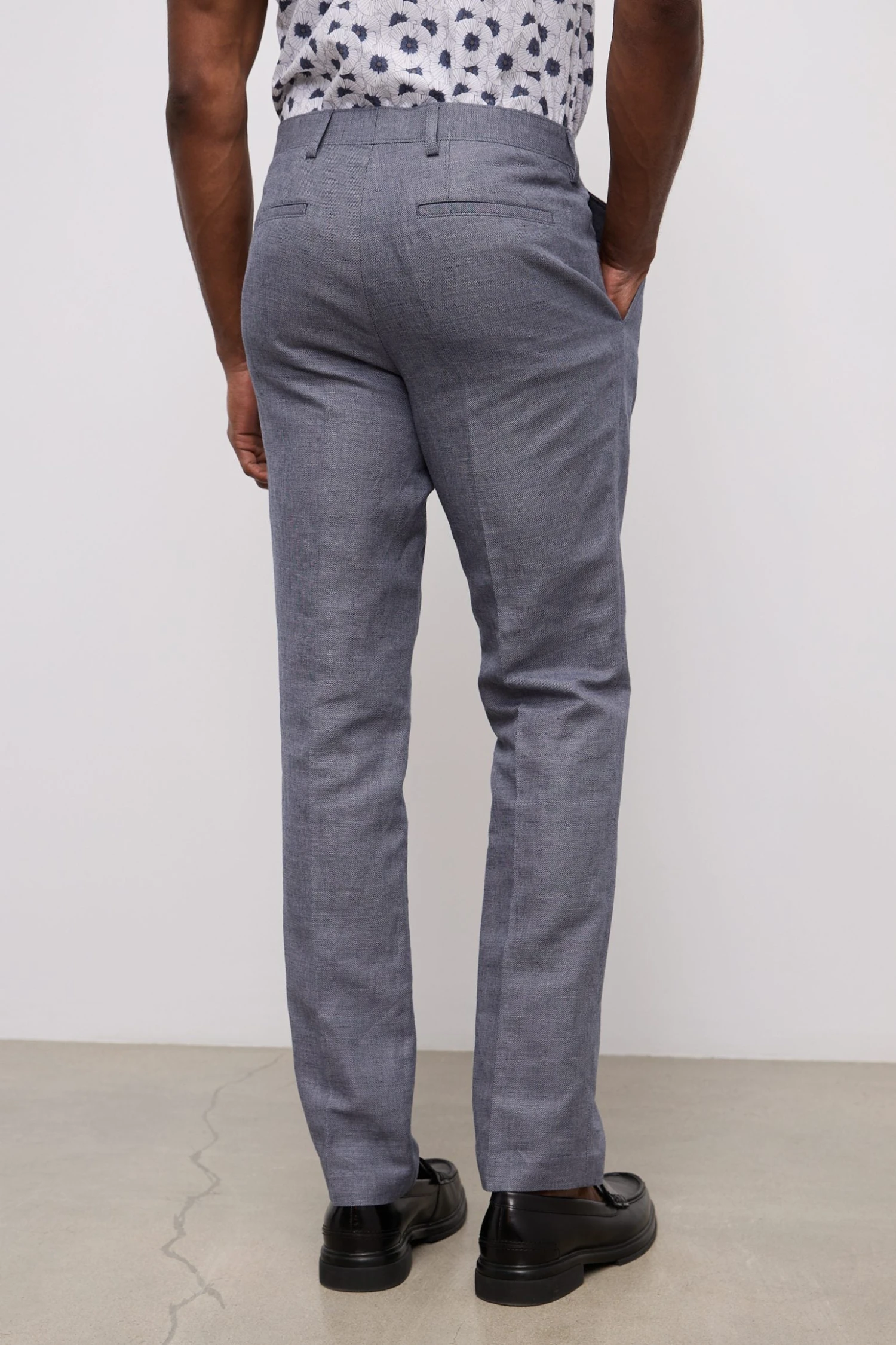 Urban Fit Linen Pants - Image 3
